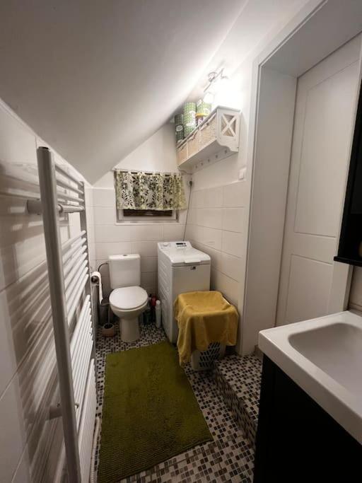 Chatka Pod Martinskymi Holami S Klimatizaciou Buitenkant foto